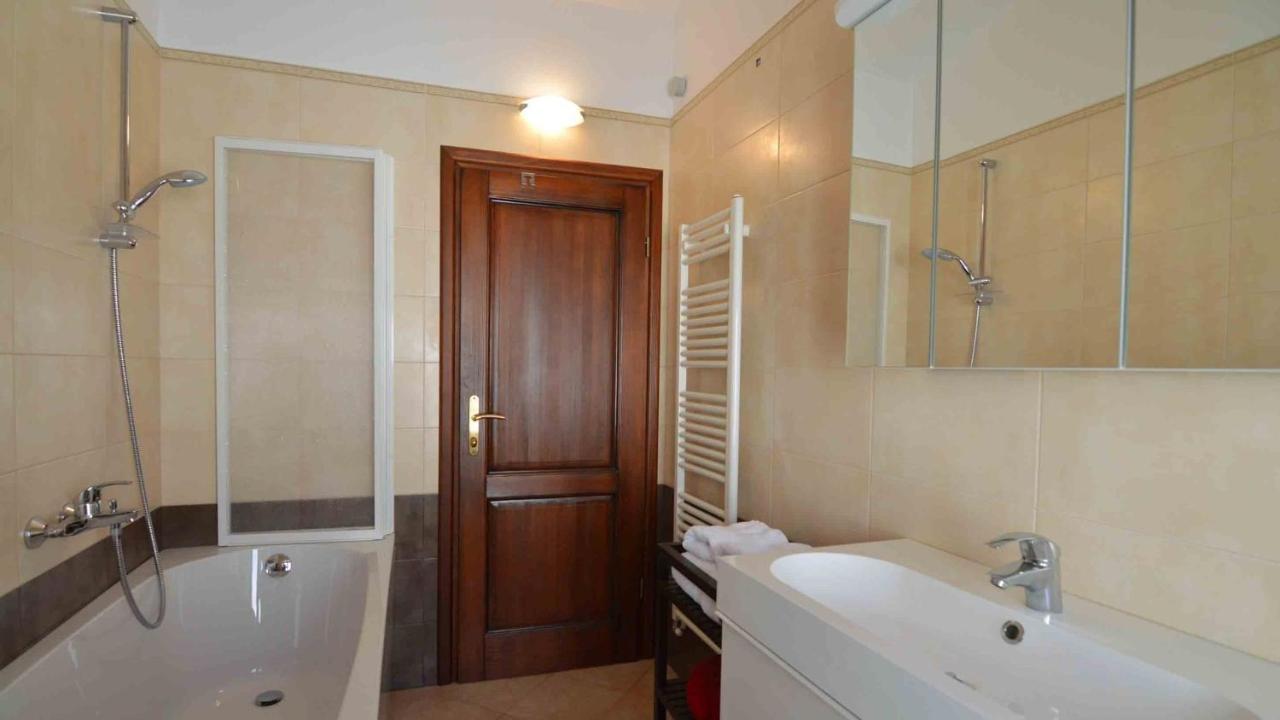 Villa Beram Bagian luar foto